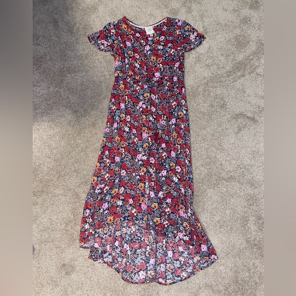 Women’s size XS dress.
